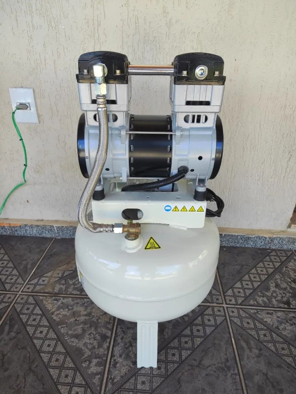 Compressor Odonto Schulz CSD 9/30 - Foto 3