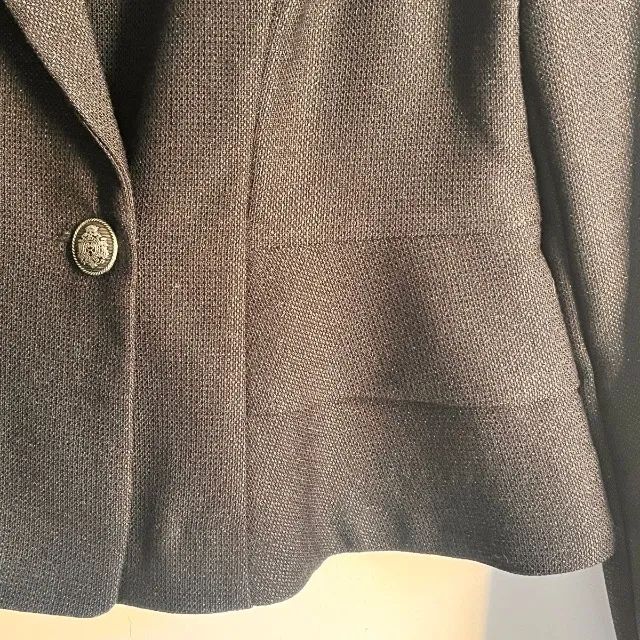 Blazer preto com tecido brilhoso - Foto 3