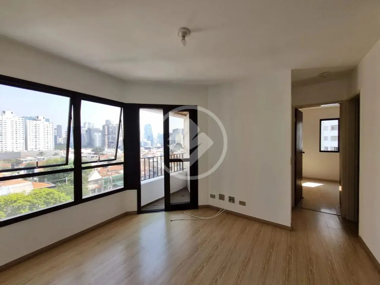 Apartamento á venda com 2 quartos, 1 vaga, na Vila Nova Conceição , Piscina na Cobertura.  - Foto 2