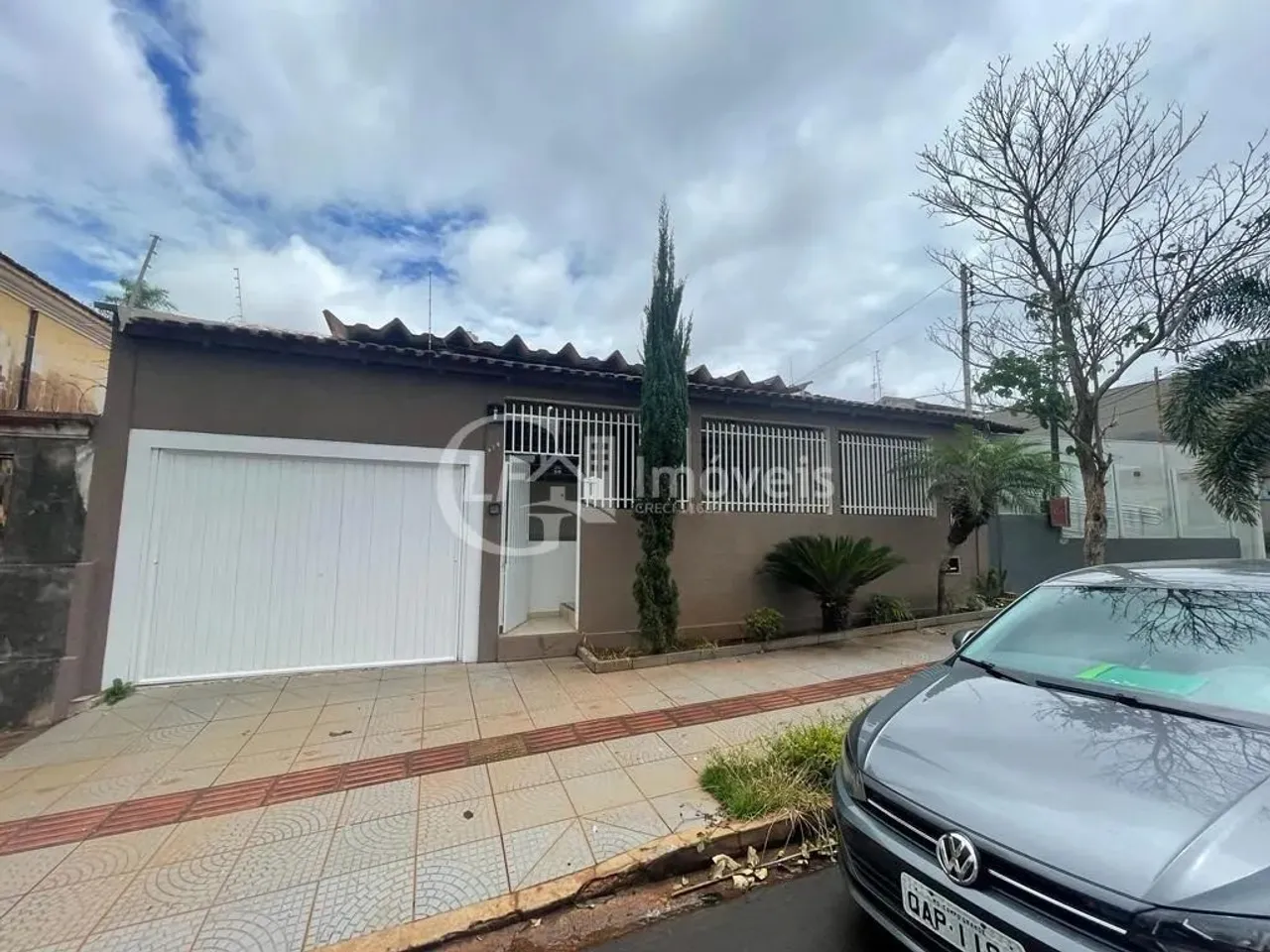 Espaço Comercial Impecável no Centro de Campo Grande-MS: 3 Quartos, 2 Salas, 4 Banheiros,