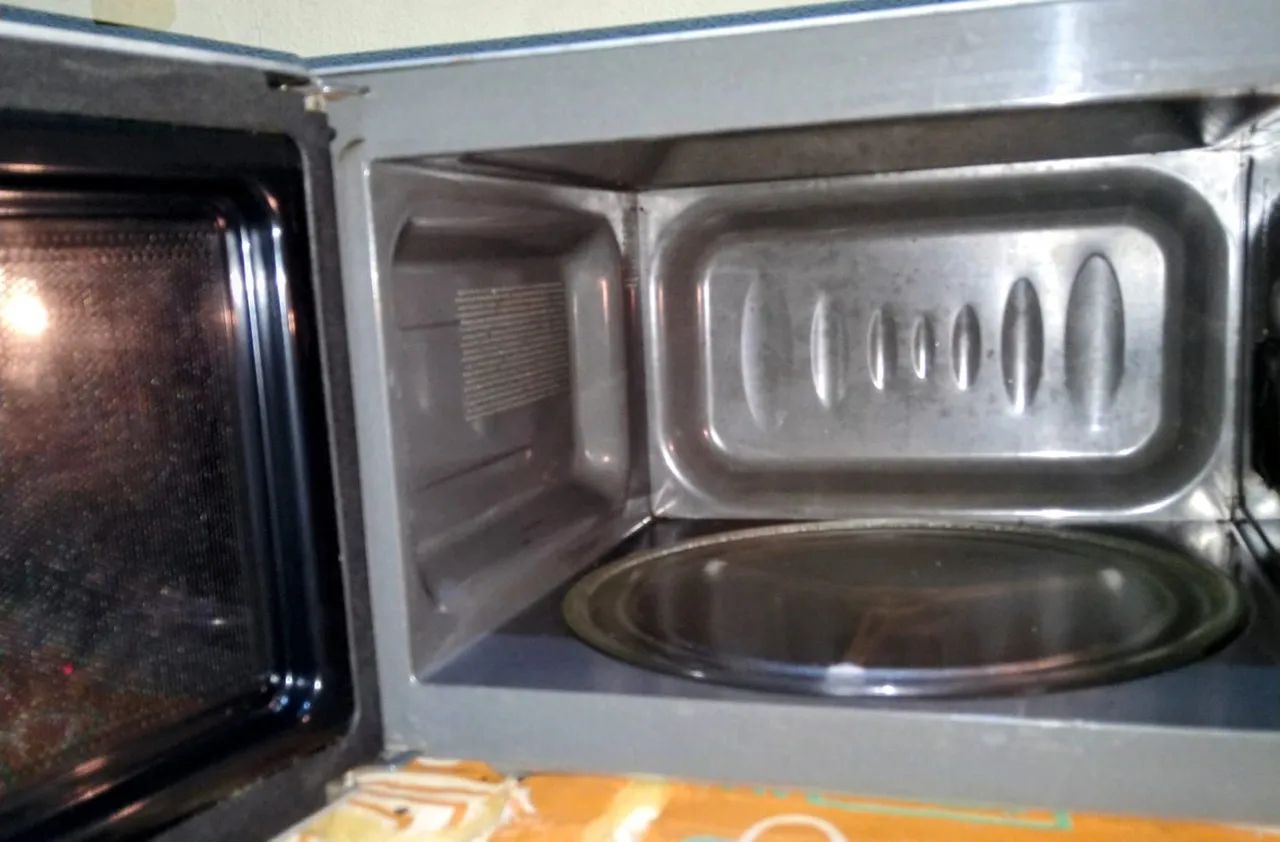 Micro-ondas LG 28 Espelhado - Foto 3