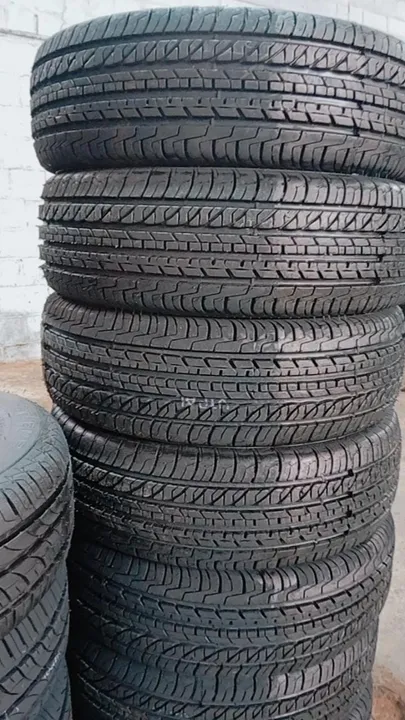 Oferta de pneu remold, aro 16 205/55 por 200,00 á vista, montagem é por nossa conta