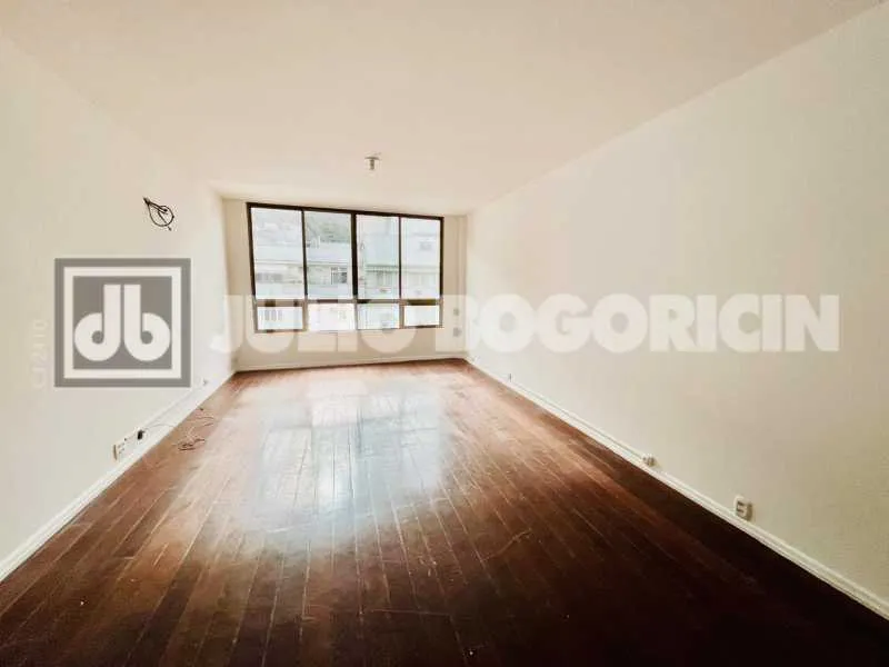 Apartamento de 3 quartos c suíte para alugar Copacabana