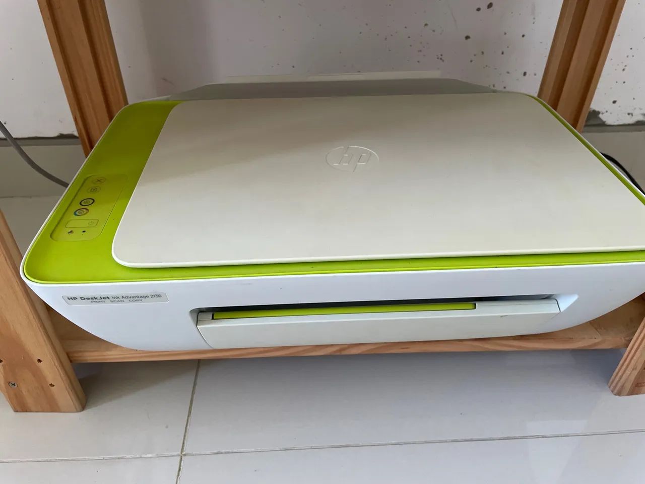 Impressora HP DeskJet Ink Advantage 2136 - Foto 3