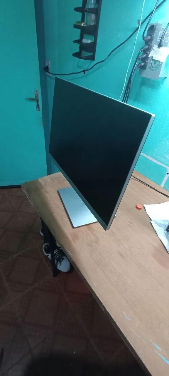 Monitor HP 24 polegadas- tela quebrada 64396504572034123