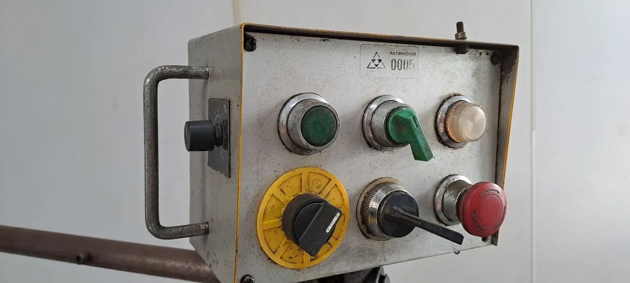 Fresadora ferr. c/ inversor ISO40 Finetech - Foto 5