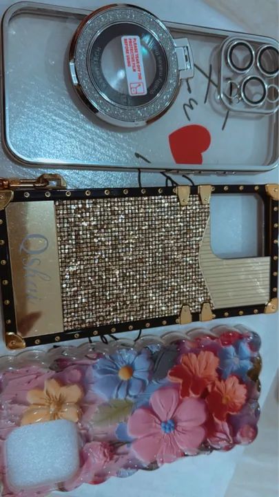 Capas IPhone pro Max 15 e 16 - Foto 3