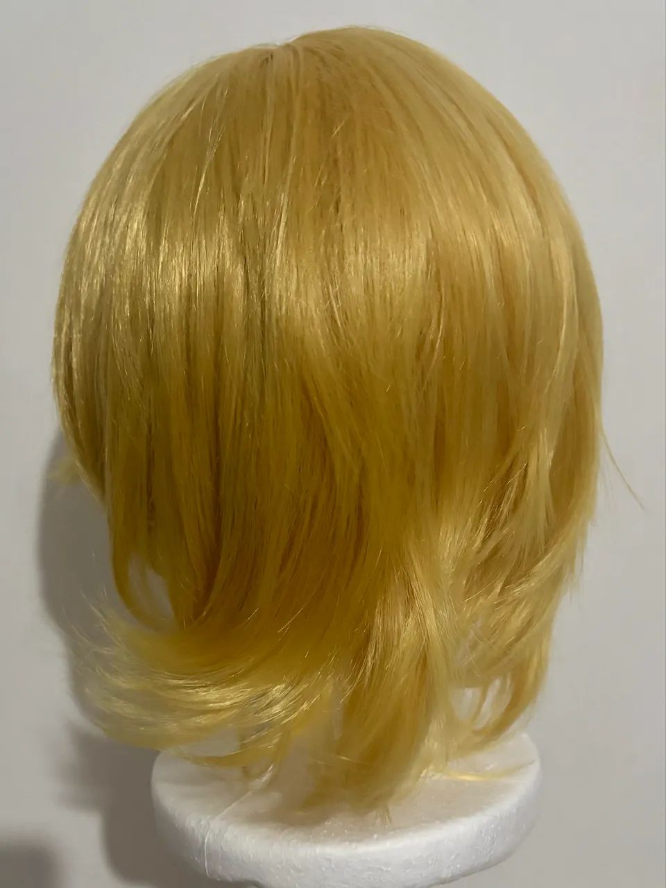 Peruca Loira Curta Sintética - Foto 3