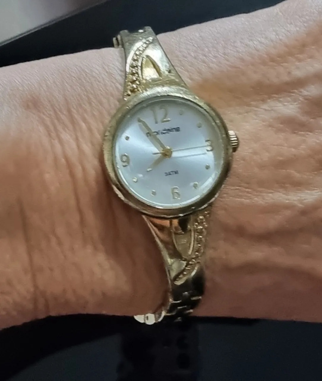 Relógio Mondaine feminino
