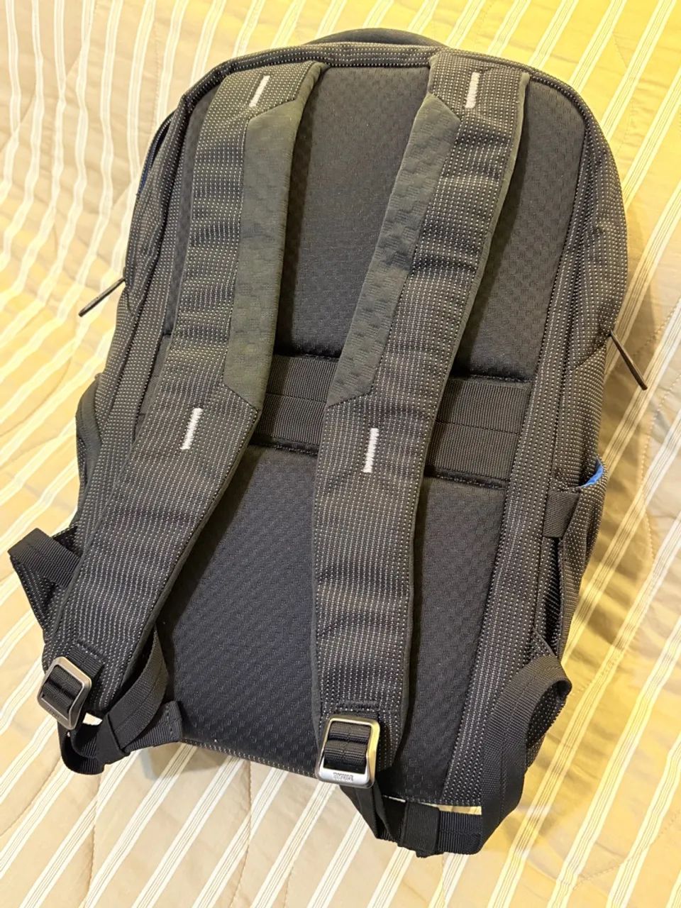 Mochila Thule Crossover 20L ORIGINAL  - Foto 2