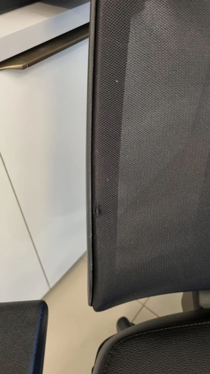 Vendo cadeira de escritório marca cavaletti - Foto 4