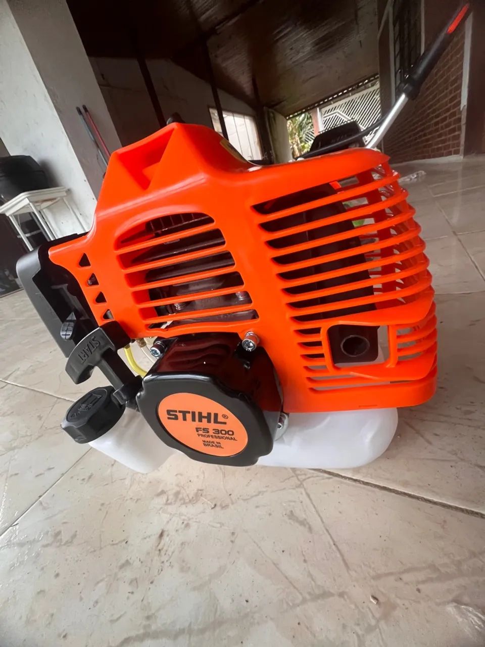 Roçadeira fs 300