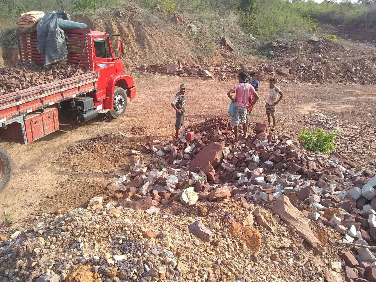 Pedras para Fundação - Alta Qualidade - Foto 4