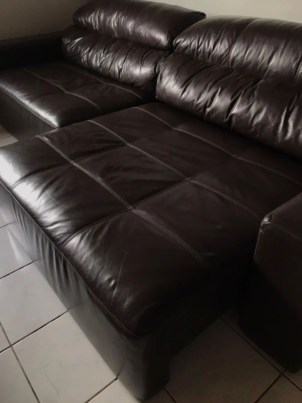 SOFÁ COURO LEGÍTIMO  - Foto 4