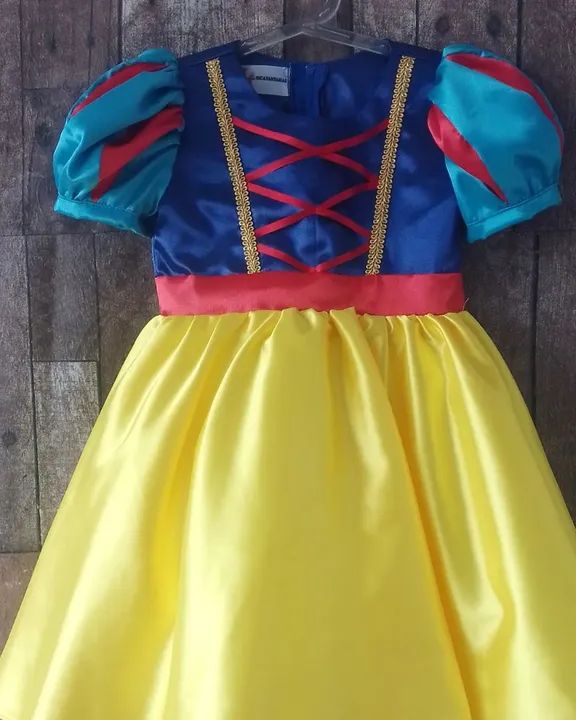 Vestido Infantil Princesa fantasia infantil  - Foto 5