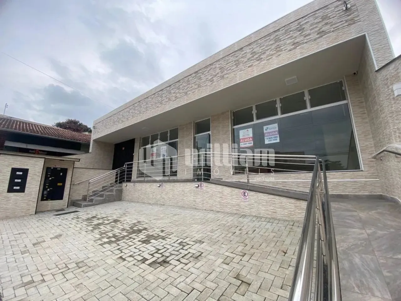 SALA COMERCIAL PARA LOCAÇÃO - CENTRO