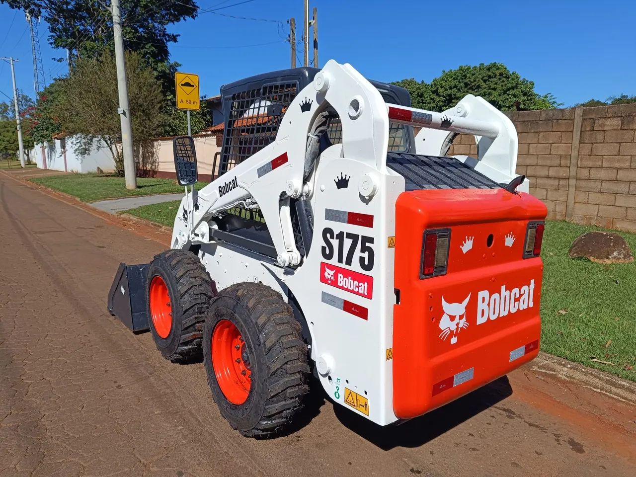 Bob Cat S175 Ano 2013 - Minicarregadeira com Garantia e Procedencia  - Foto 2