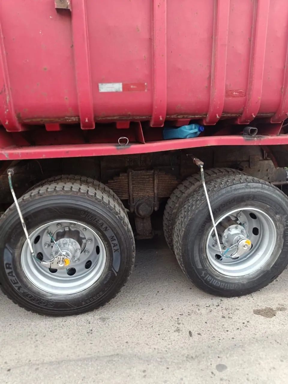 Ford cargo 2622e caçamba traçado