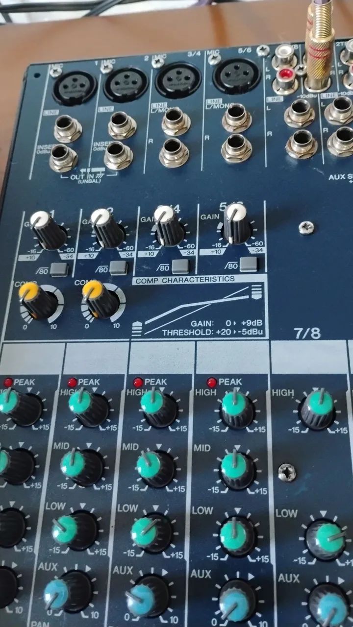 Mesa de som Yamaha MG 102c - Foto 5