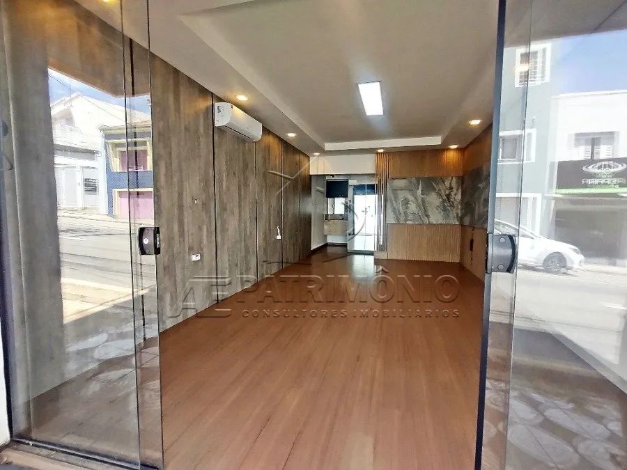 Salão comercial em excelente localização na Rua Comendador Oetterer! - Foto 2
