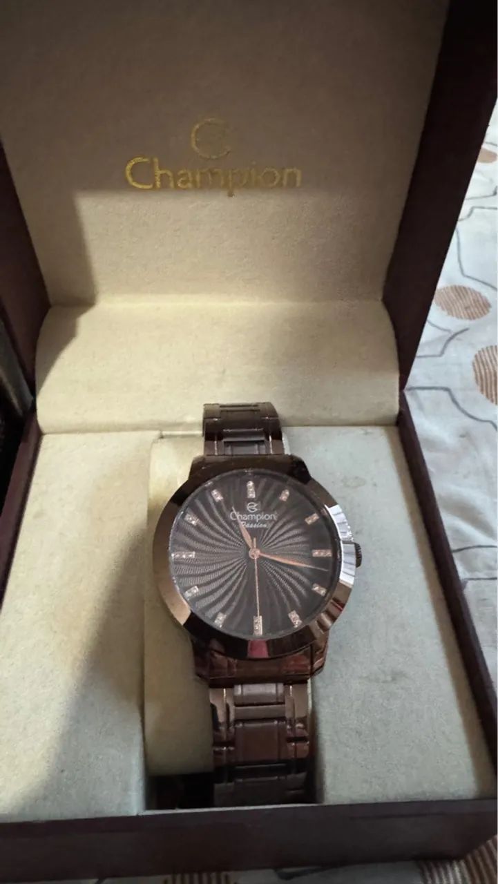 2 Relógios por 250 marcas Champion e Mondaine - Foto 3