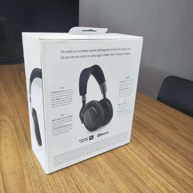 Fone Bowers & Wilkins Px Bluetooth Com Cancelamento De Ruído