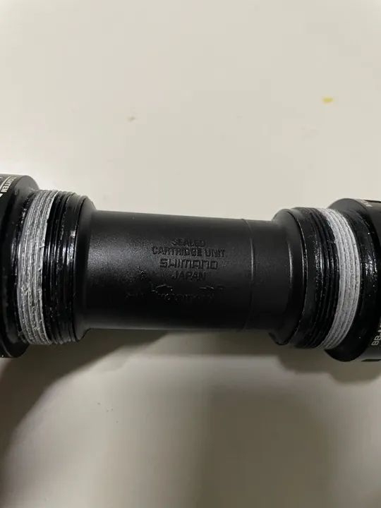 Movimento central shimano BB-MT800