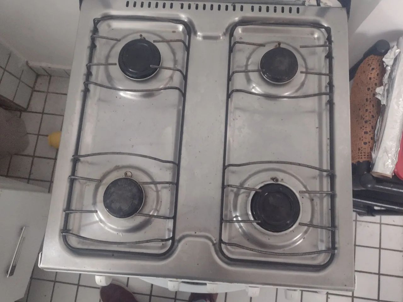 Fogão 4 bocas usado