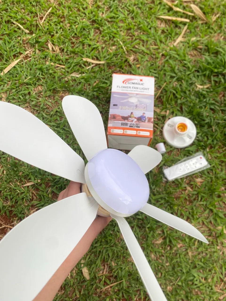 Ventilador de teto com Lâmpada  - Foto 3