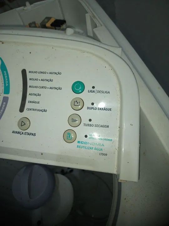 Conserto de lavadoras de roupas. 