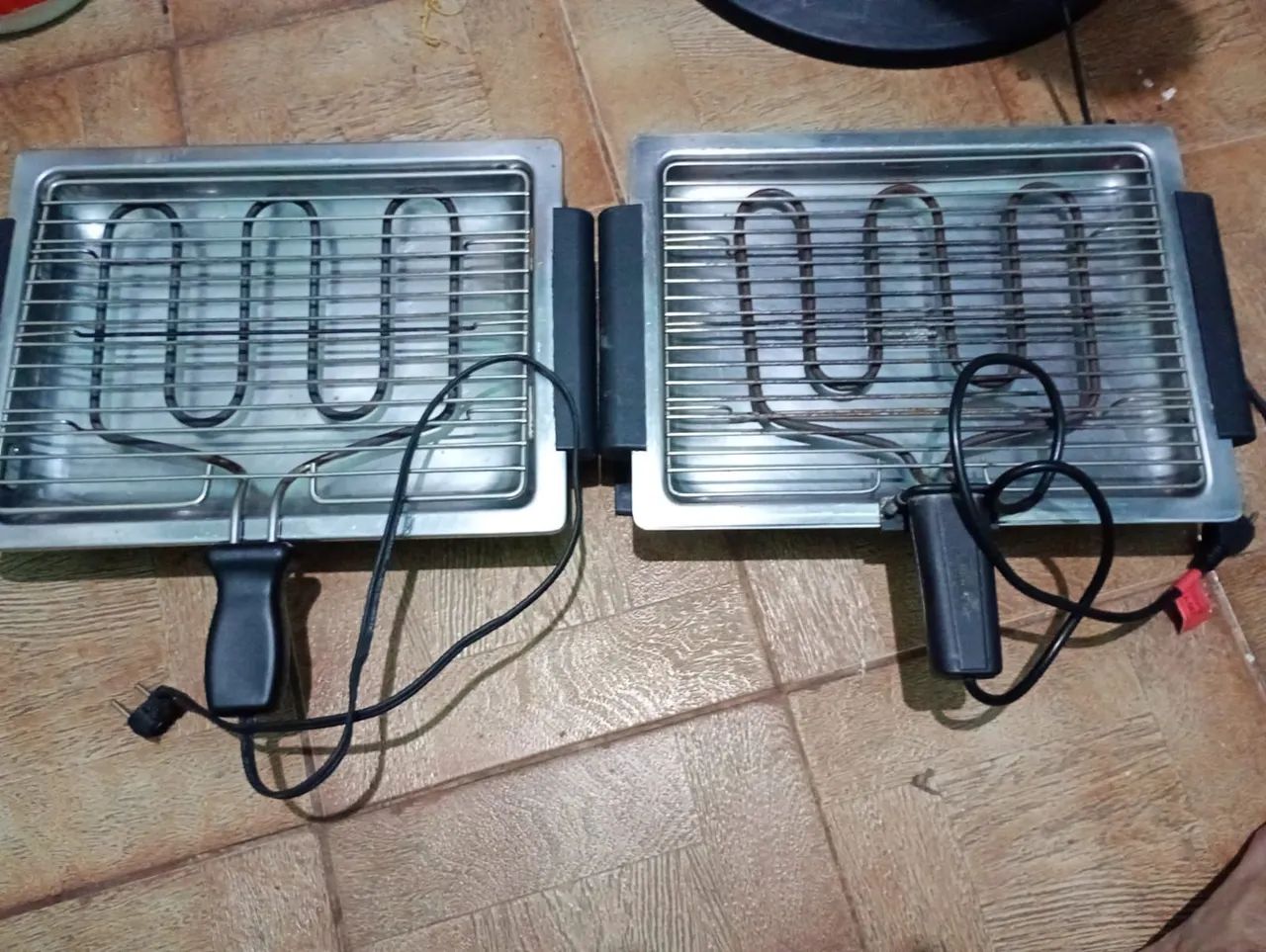 2 Churrasqueiras Elétricas para Hambúrguer