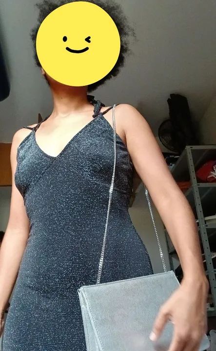 Vestido de festa preto com glitter - Foto 4