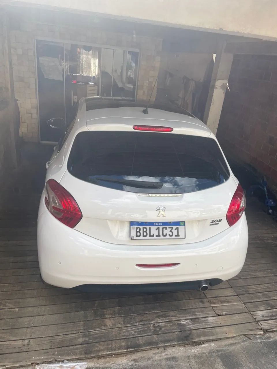 Peugeot 208 2016