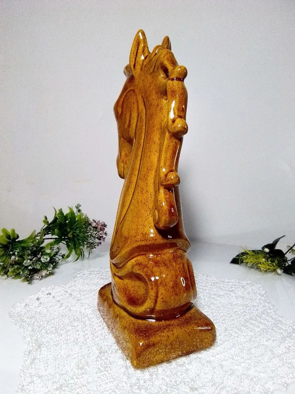 Busto de Cavalo anos 80 - Porcelana Âmbar  - Foto 3