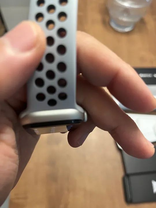 Apple Watch Series 7 Nike Edition 40mm - impecável - aceito trocas - Foto 4