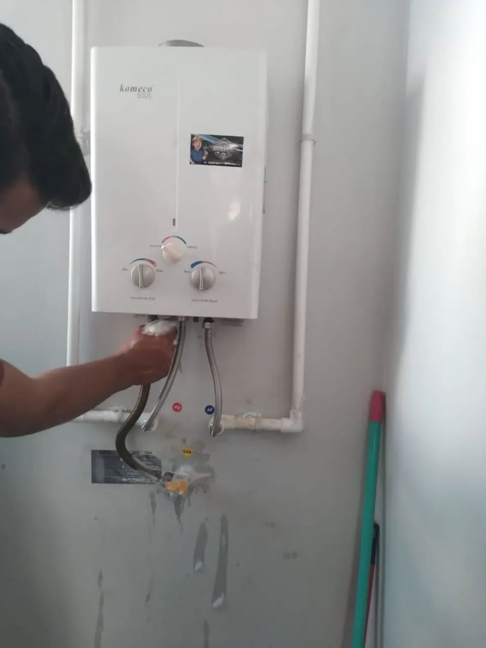 AQUECEDOR E FOGÃO A GAS 