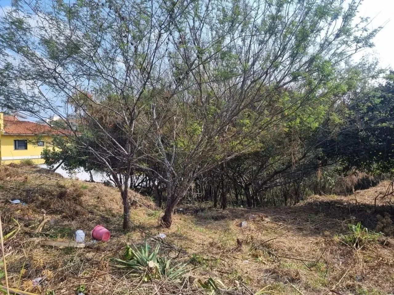 área em Cotia para prédios comerciais ou residenciais - Foto 2