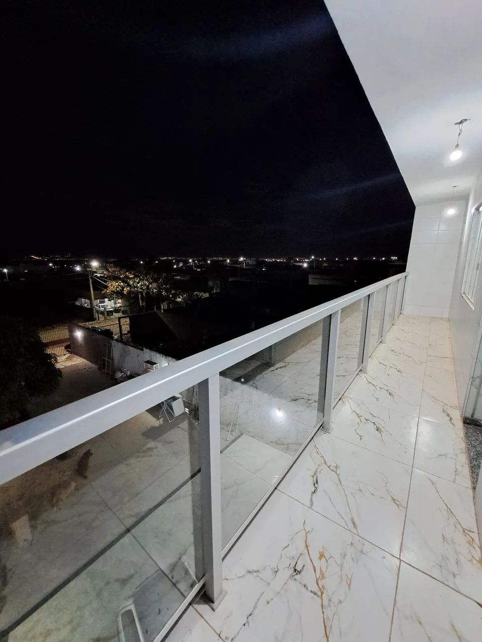 Aluga-se casa na 26 de setembro Rua 1 de alto padrão
