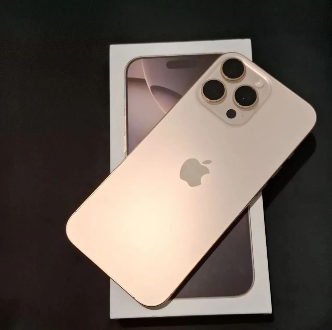 IPhone 16 Pro Max 256GB Desert titânio 1 ano de garantia Apple  - Foto 2