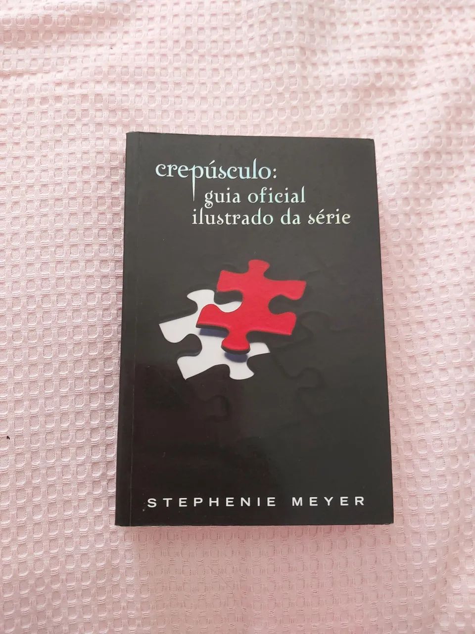 Guia oficial ilustrado da saga crepúsculo 