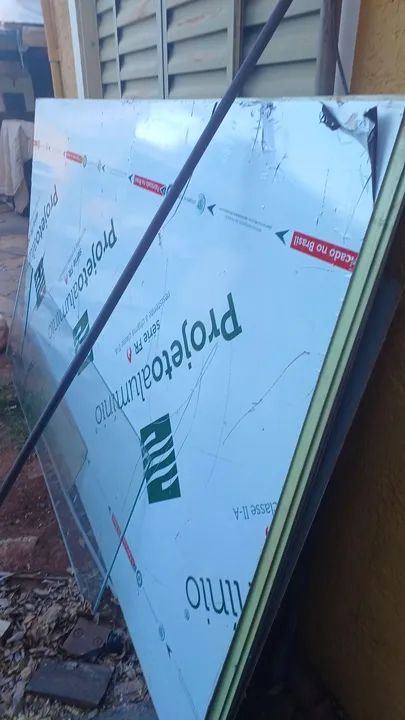 Placa acm branca 2,5 X 1,5 MT 6unid