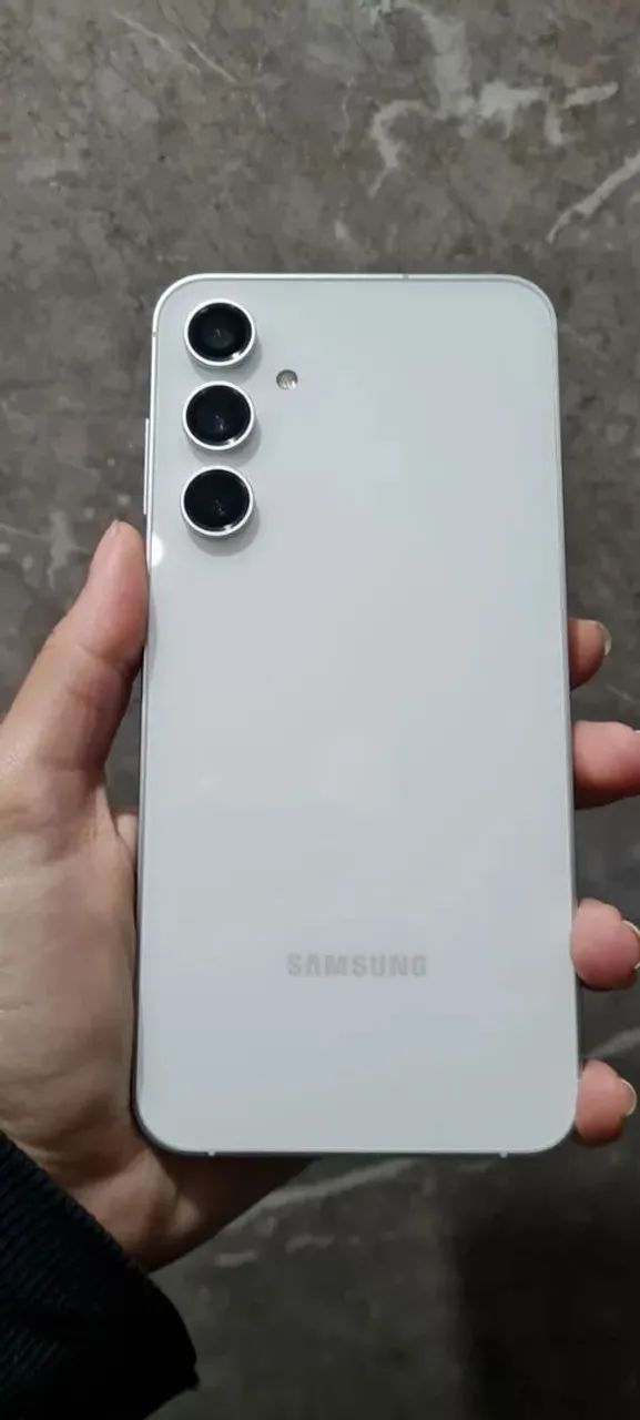 Samsung Galaxy S23 Plus 256gb Snapdragon - Celulares e Smartphones