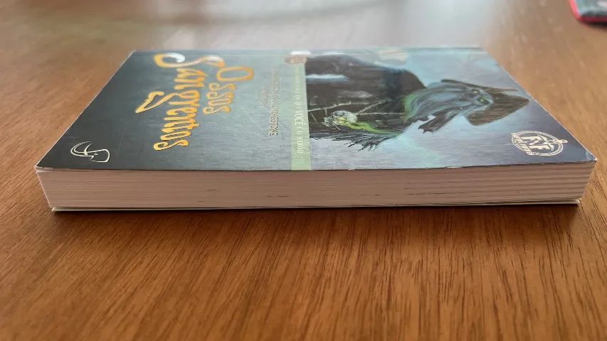 Livro jogo, ossos sangrentos, steve jackson e ian livingstone