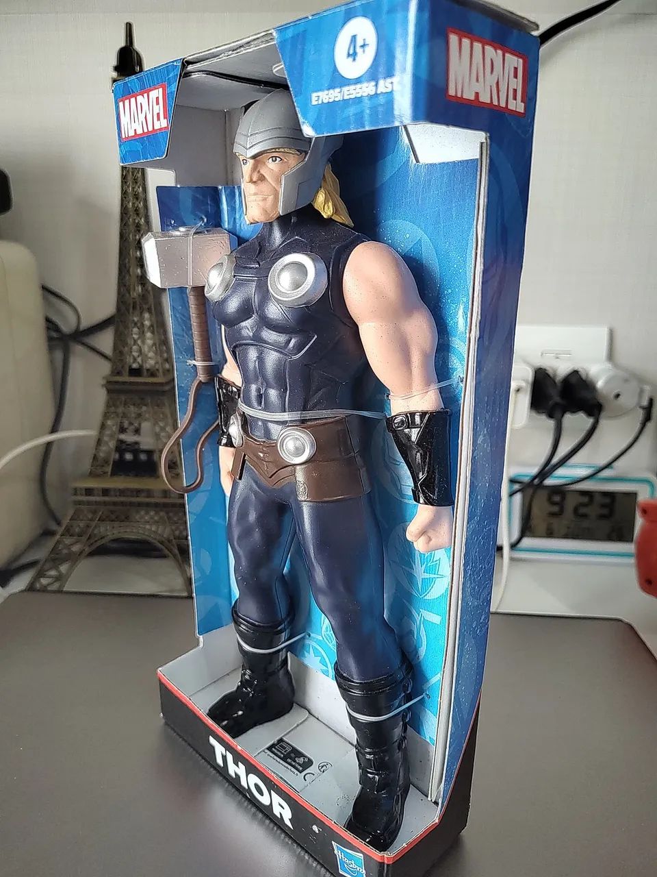 Boneco Thor Marvel Hasbro Novo Original  - Foto 2