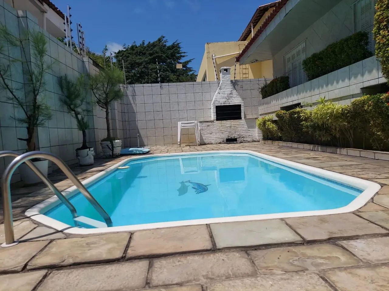 Imóvel para venda possui 450 metros quadrados com 3 quartos