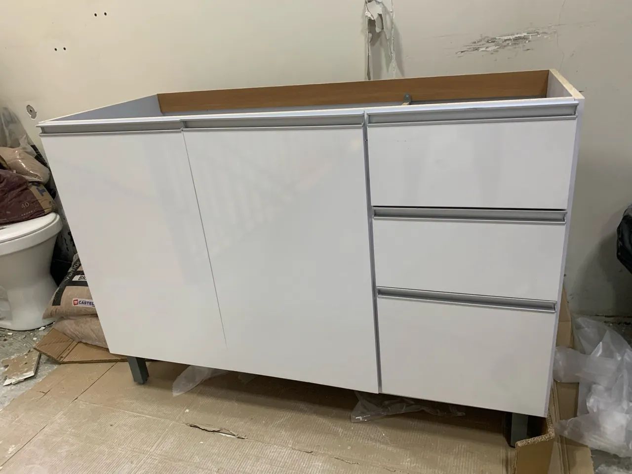 BALCÃO PARA PIA NOVO R$ 550,00
