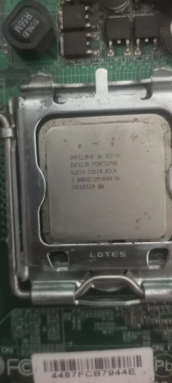 Kit pentium E5700 + Placa-mãe HP/Pegatron IPIEL-LA3 (DDR3 1066)