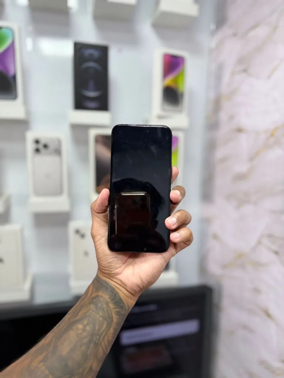 IPHONE 16 PLUS 128GB<br>R$ 4.499,00 - Foto 4