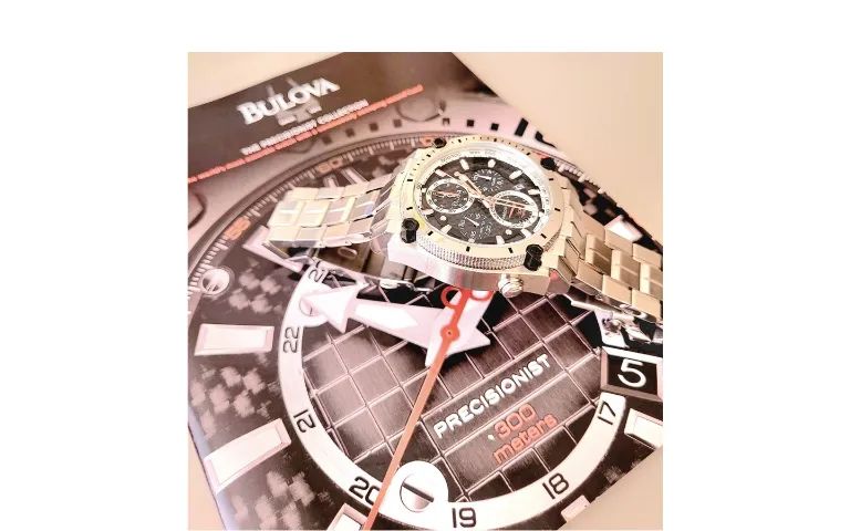 Relógio Bulova Precisionist. JAPAN.Tachymeter. Cronógrafo.