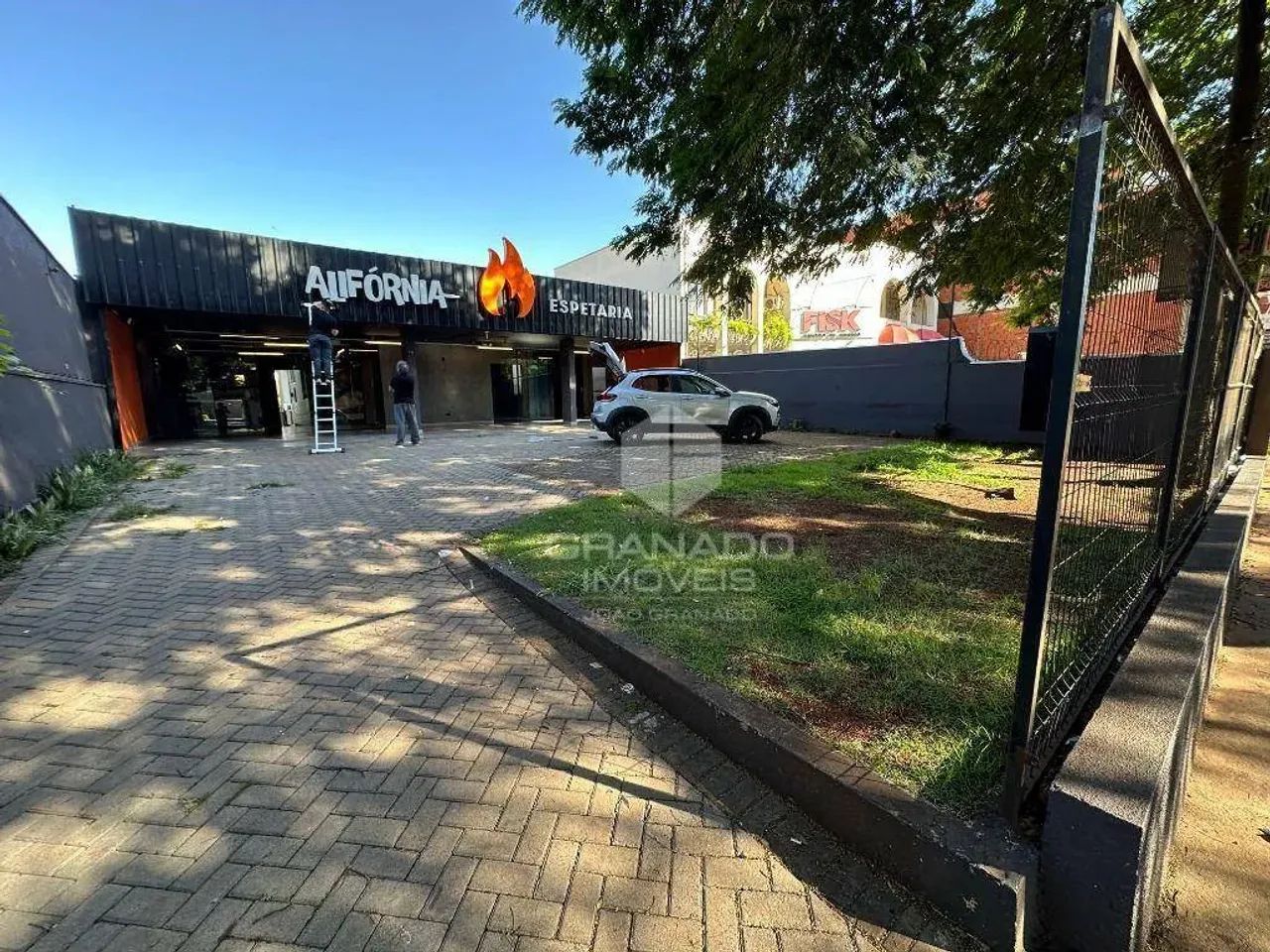 Casa Comercial para alugar na Av Cerro Azul, 800m² - Zona 02 - Maringá/PR